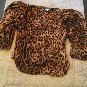 Impulsive Leopard Print Women's Blouse Size Large